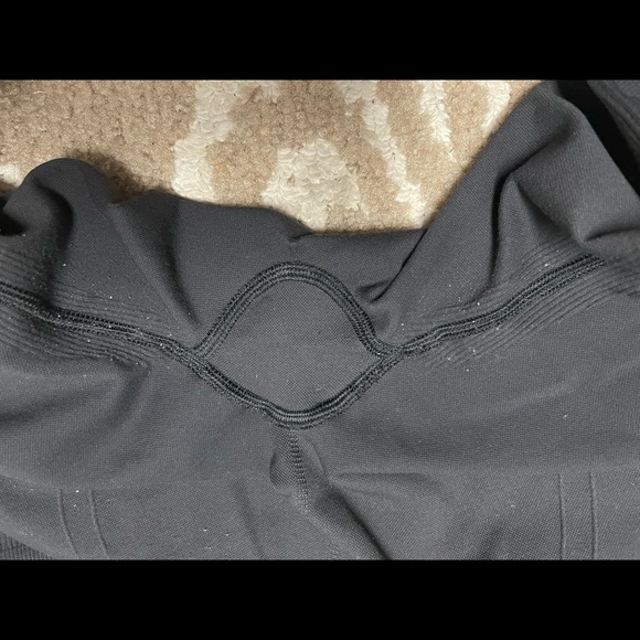 Lululemon - Picture 4 of 4